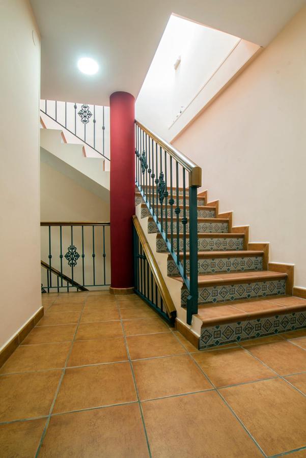 Apartamentos Amat - Only Adult - Playa El Bajondillo 토레몰리노스 외부 사진
